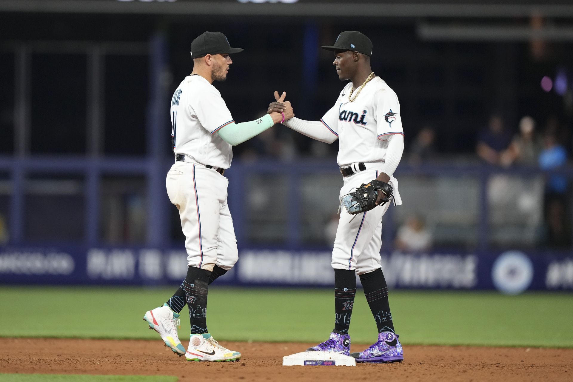 Clima Quente no Beisebol! Fãs Debatem Treta Entre Ex-Companheiros: Chisholm vs. Rojas