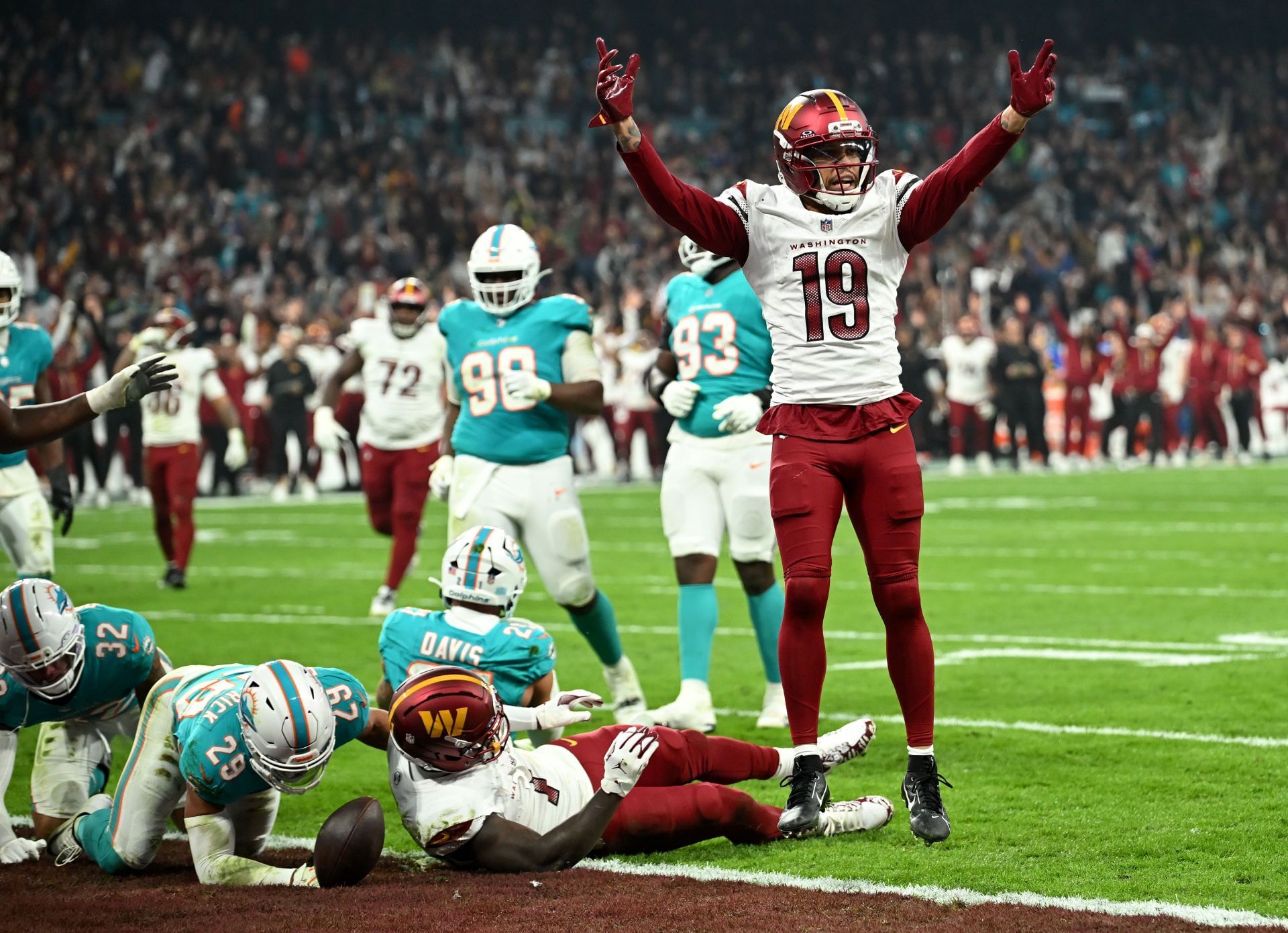 Washington Commanders v Miami Dolphins - NFL 2025 - Source: Getty