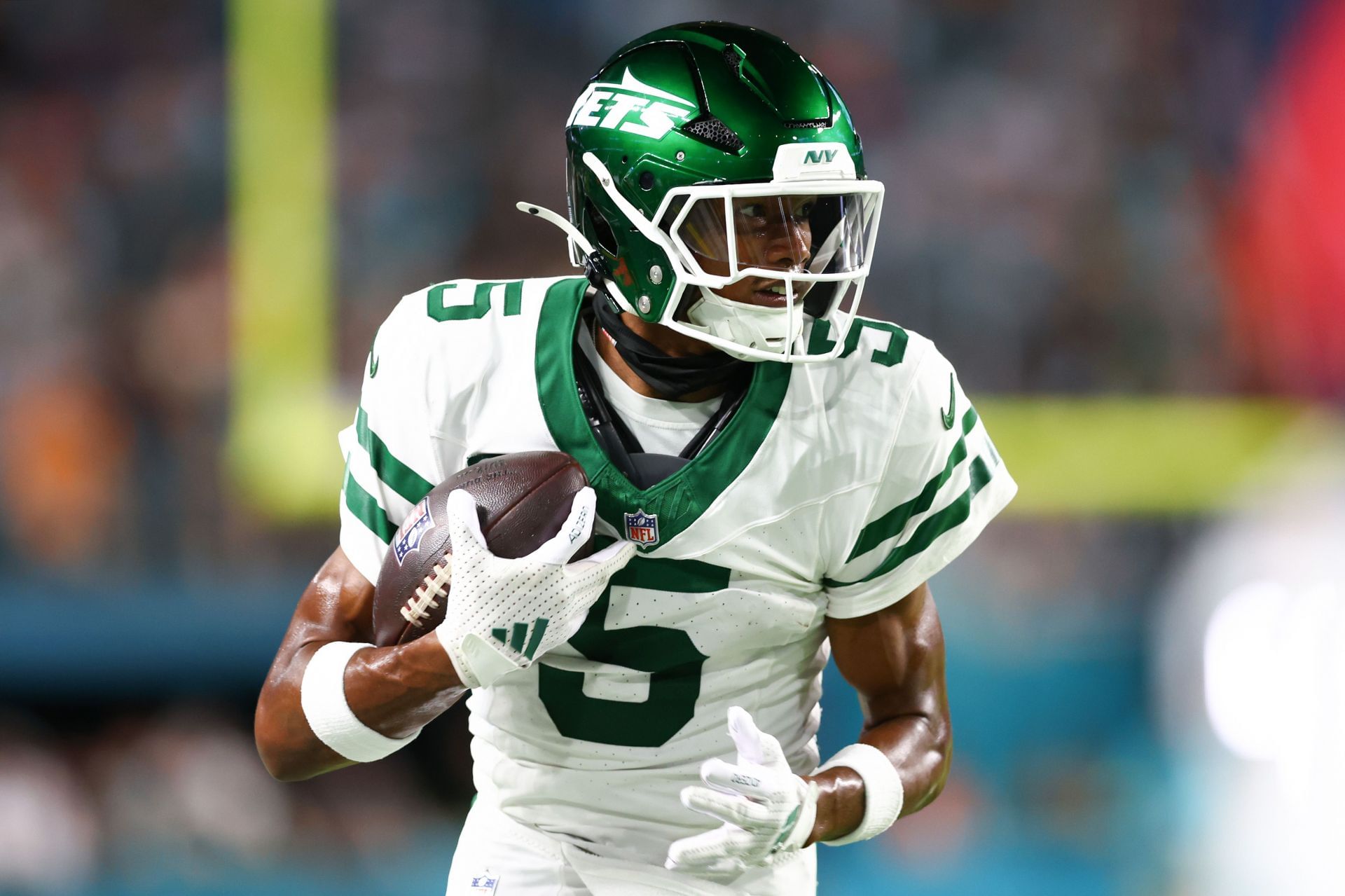 Garrett Wilson at New York Jets v Miami Dolphins - NFL 2025 - Source: Getty