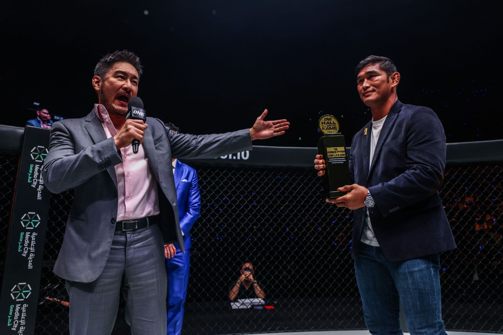 Chatri (L) inducts Aung La N Sang to the ONE Hall of Fame | Image by ONE Championship
