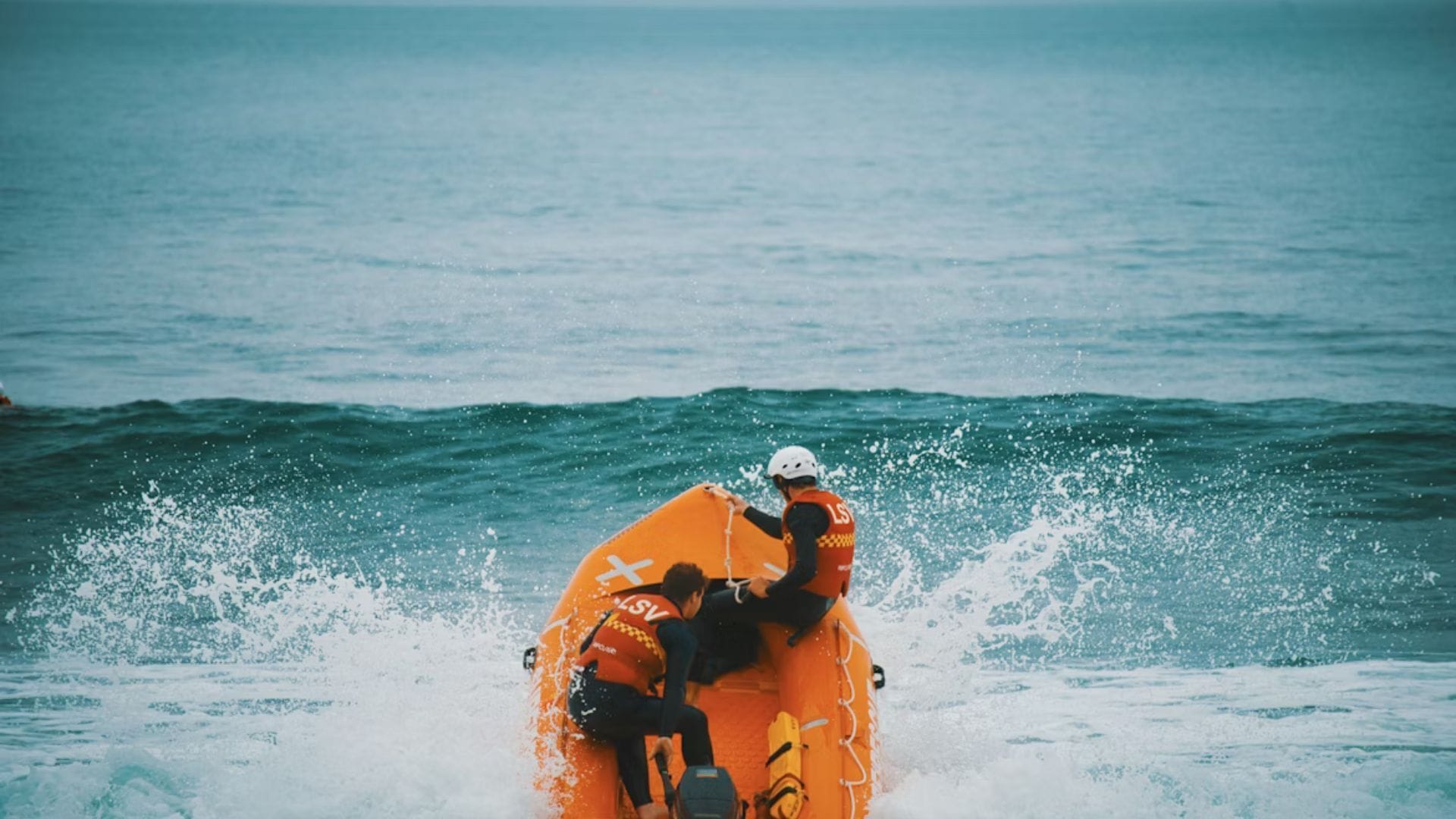 Nathan was rescued alive (Image via Unsplash/@Enguerrand Photography/ The Carman Family Deaths )