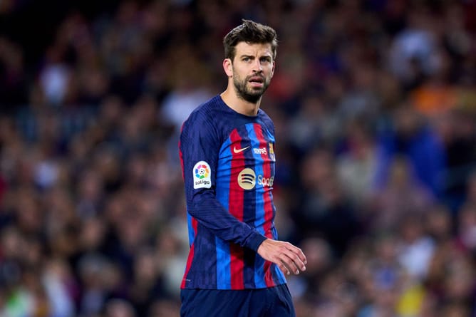 "What a clown!"; "Stick to retirement" - Fans call out Gerard Pique for 'evil' & 'irrelevant' suggestion to improve tennis