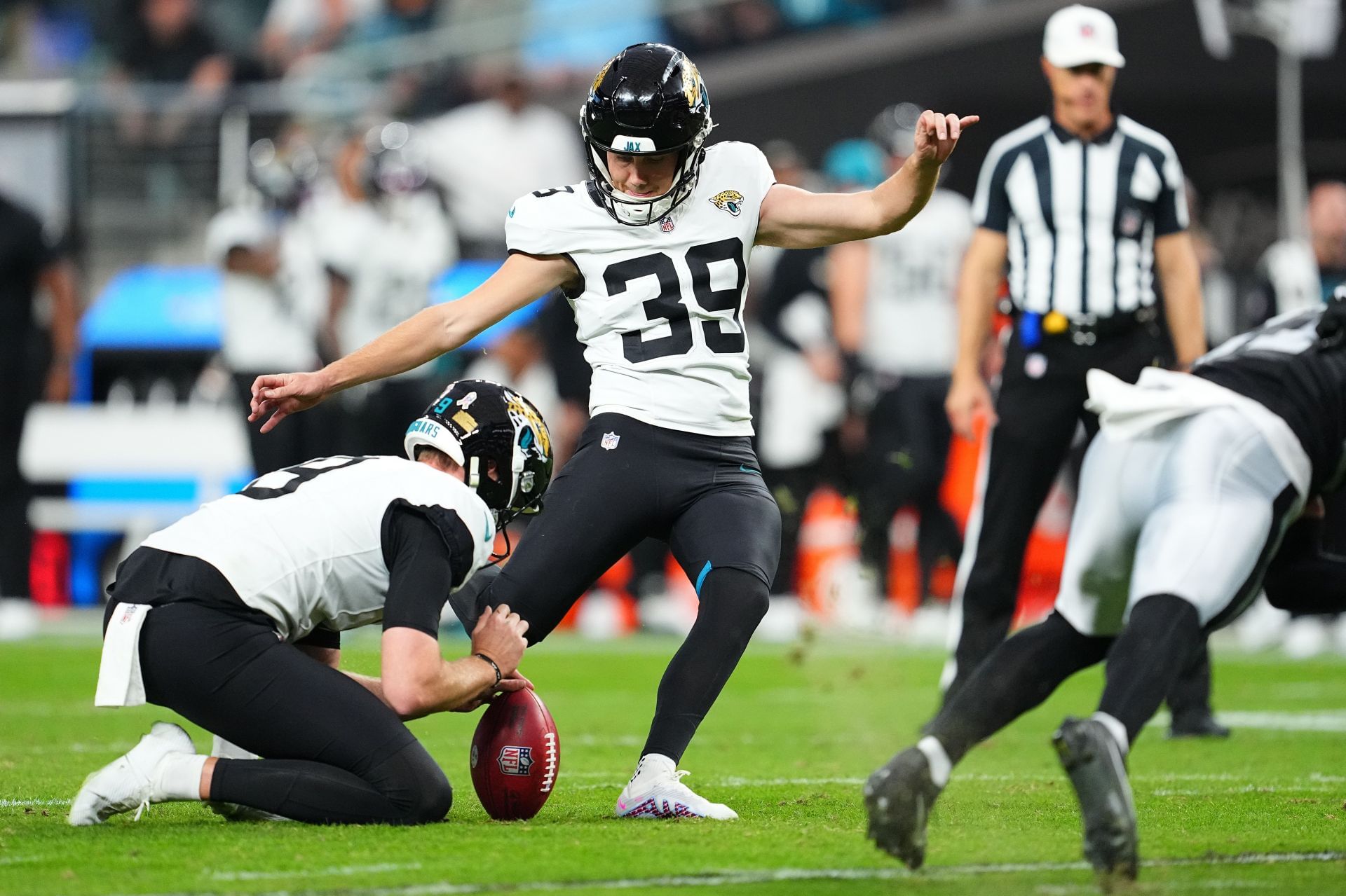 Did Jags kicker Cam Little get drug test request from NFL? Viral post explored after record-setting 68-yard field goal vs. Raiders
