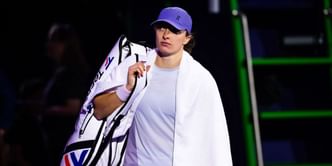 "Everything fell apart" - Iga Swiatek's compatriot joins her in blaming hectic WTA schedule for 'unnecessary' burnout & causing health struggles
