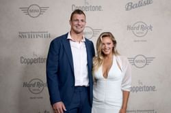 Rob Gronkowski's GF Camille Kostek reembraces Patriots fangirl era with emotional message for 'Pats Nation'