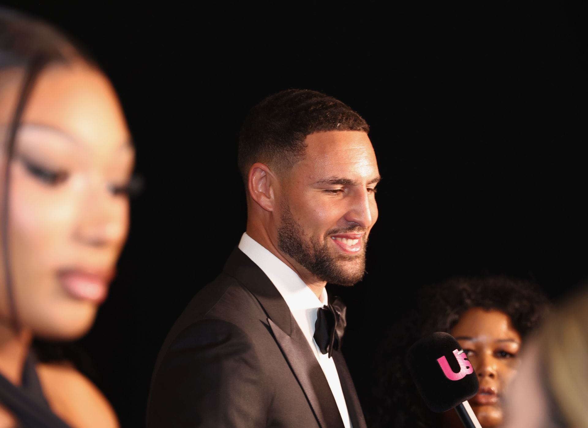 "Megan coming all the way to watch him stink it up" - NBA Fans Roast Klay Thompson After Single-Digit Scoring Night with Megan Thee Stallion Courtside