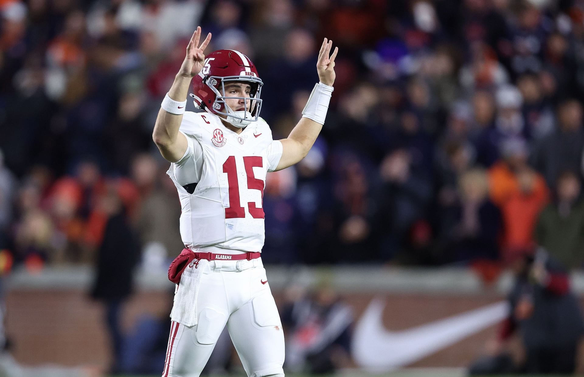 Alabama Crimson Tide QB Ty Simpson - Source: Getty