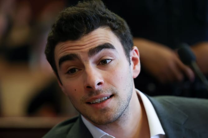 Viral body cam footage shows the first time cops interacted with Luigi Mangione inside McDonald's