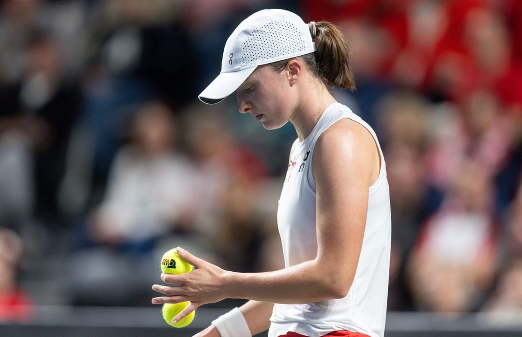 Iga Swiatek & Ana Ivanovic react to Lindsey Vonn's emotional World Cup win