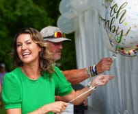 Amanda Balionis poses in Christmas-themed outfit in fun new post