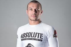 Lachlan Giles recalls moment Marcelo Garcia slept on the mats before a match: “He had a little white pillow”