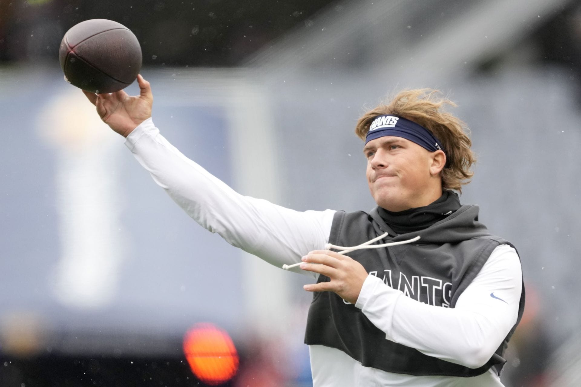 “Is this fashion week Paris” “Looking like Kyle Reese”: NFL fans clown Jaxson Dart’s unique pregame outfit for Week 13 MNF game vs. Patriots