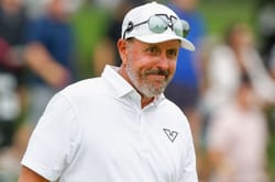 Phil Mickelson 'concerned' about mow patterns on roughs shared by the Skins Game producer