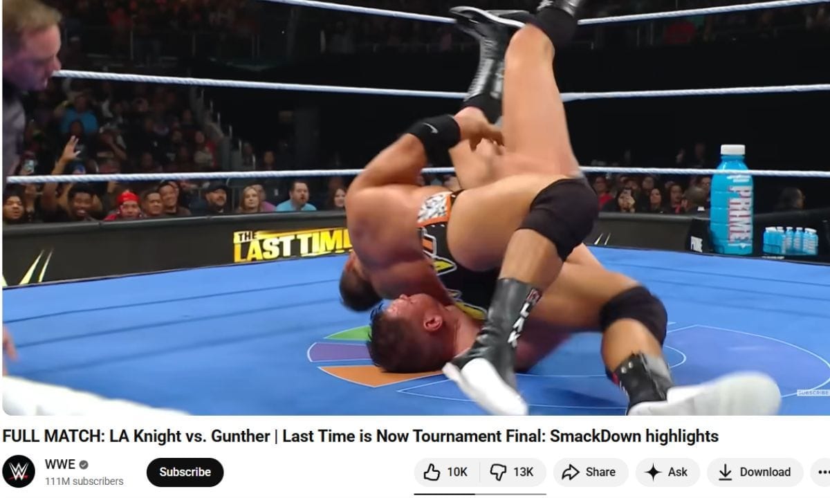 Gunther vs LA Knight on SmackDown on December 5, 2025. [Photo credit: WWE YouTube]