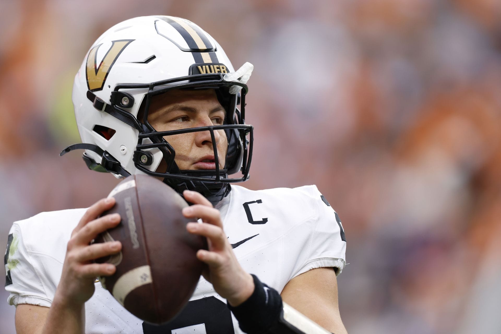 Diego Pavia v zápase Vanderbilt v Tennessee - Zdroj: Getty