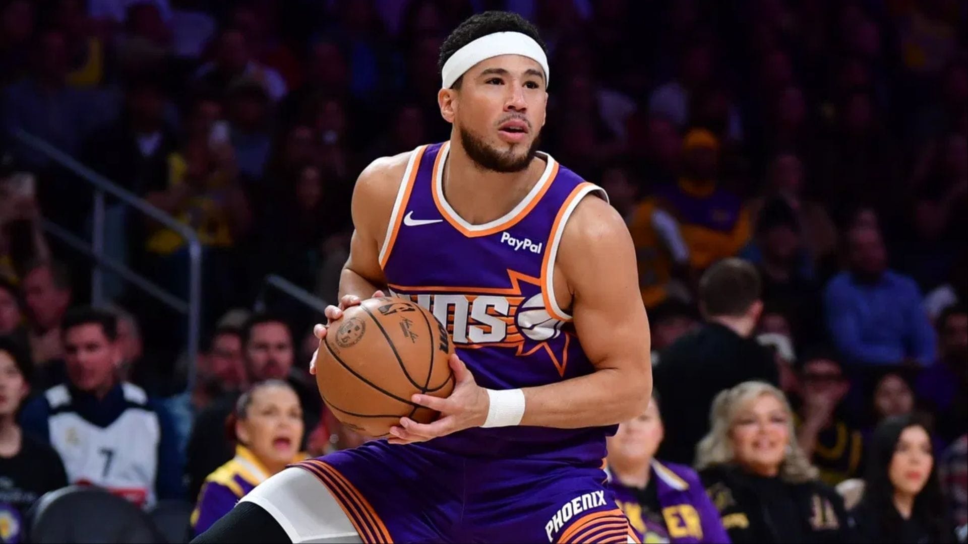 What Happened to Devin Booker? Suns Superstar Ruled Out Mid-Game With Excruciating Injury (Dec. 1)