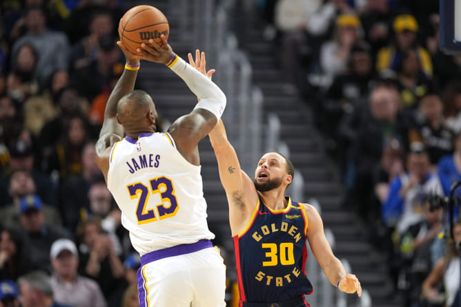 LeBron James' Friend Fires Veiled ‘Opps’ Jab at Carmelo Anthony as 10x All-Star Drops Slick Take on Steph Curry GOAT Case