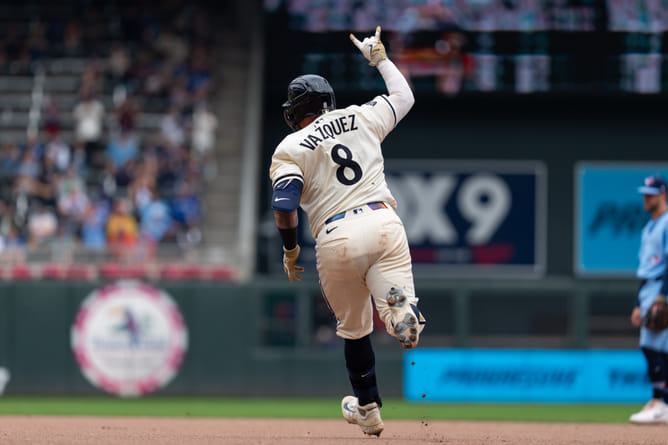 Christian Vazquez Landing Spots: 3 logical fits for World Series champion backstop after $30M Twins stint