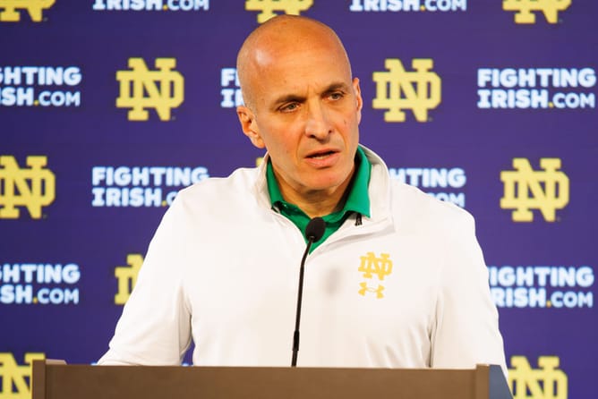 “He’s been a motor mouth”: Paul Finebaum detonates on Pete Bevacqua over Notre Dame’s playoff complaints