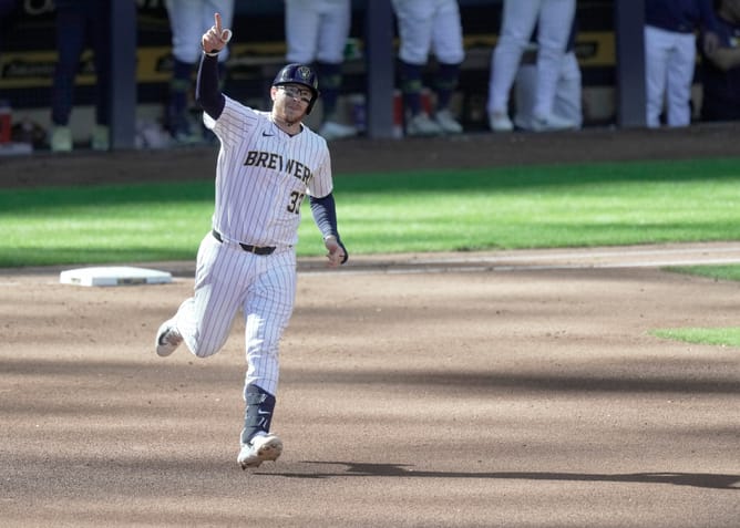 Danny Jansen Landing Spots: 3 ideal teams for backstop after Brewers decline $12 million mutual option