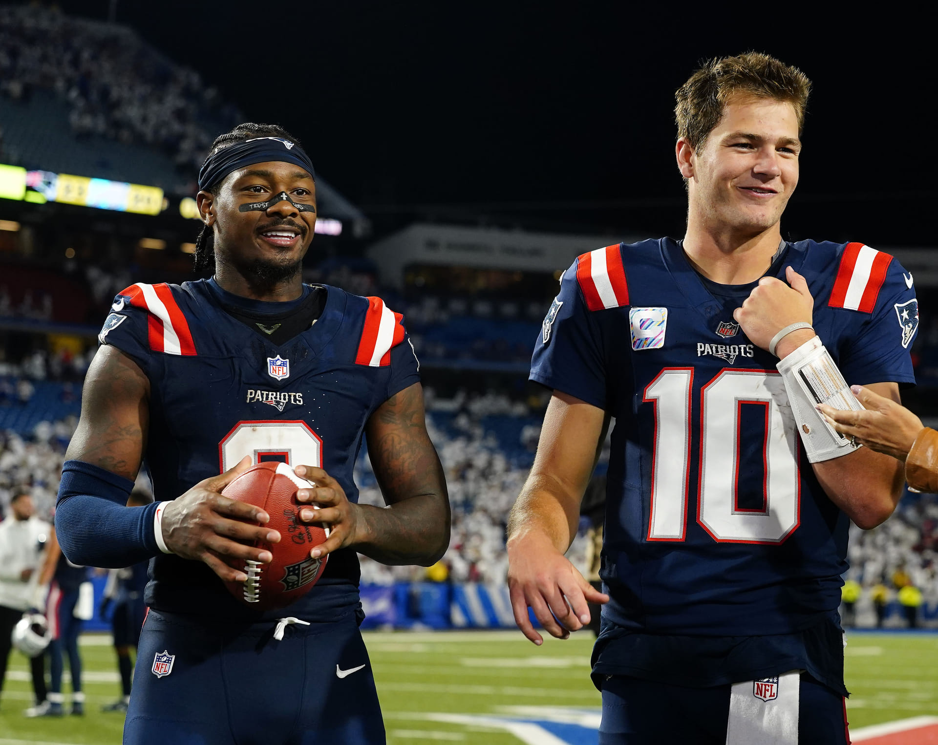 NFL: New England Patriots at Buffalo Bills - Source: Imagn