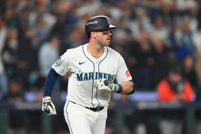 Mitch Garver Landing Spots: 3 top fits for World Series champion catcher after declining Mariners' $22.025M qualifying offer