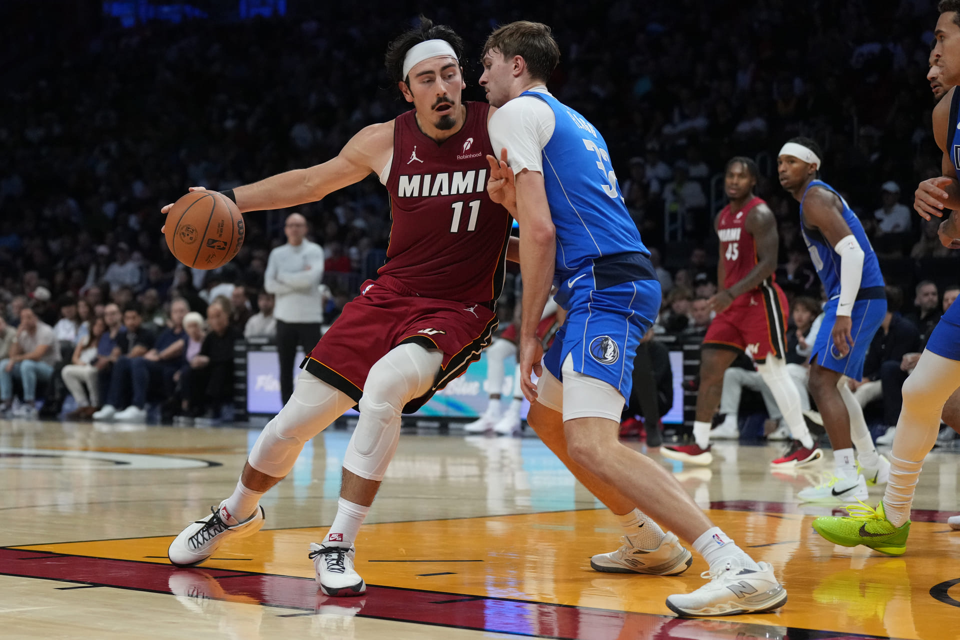 Miami Heat vs. Dallas Mavericks Prediction and Betting Tips - Dec. 3