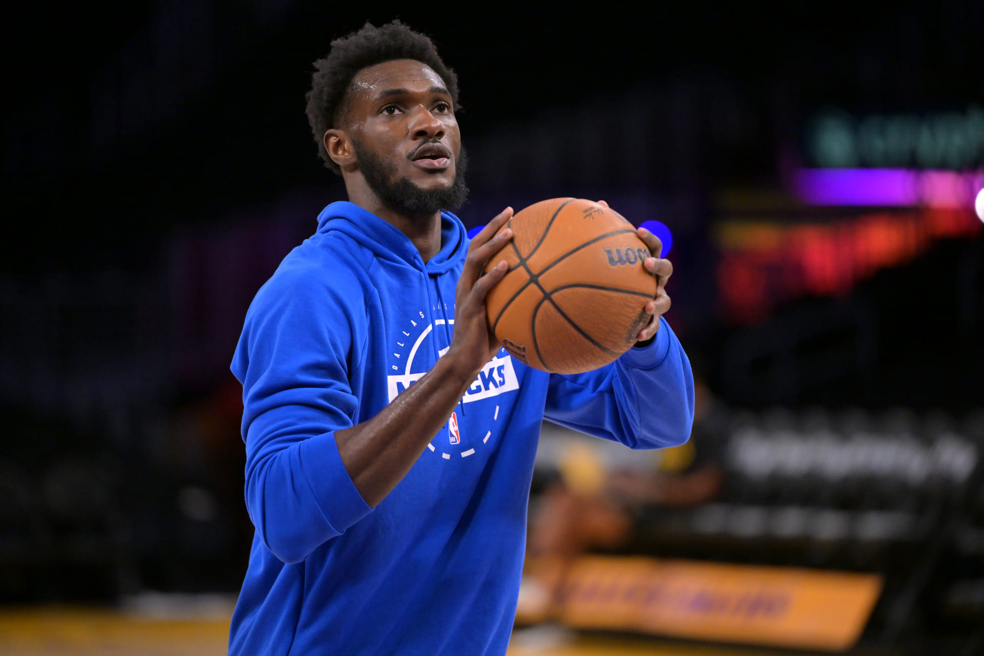 NBA: Dallas Mavericks at Los Angeles Lakers - Source: Imagn