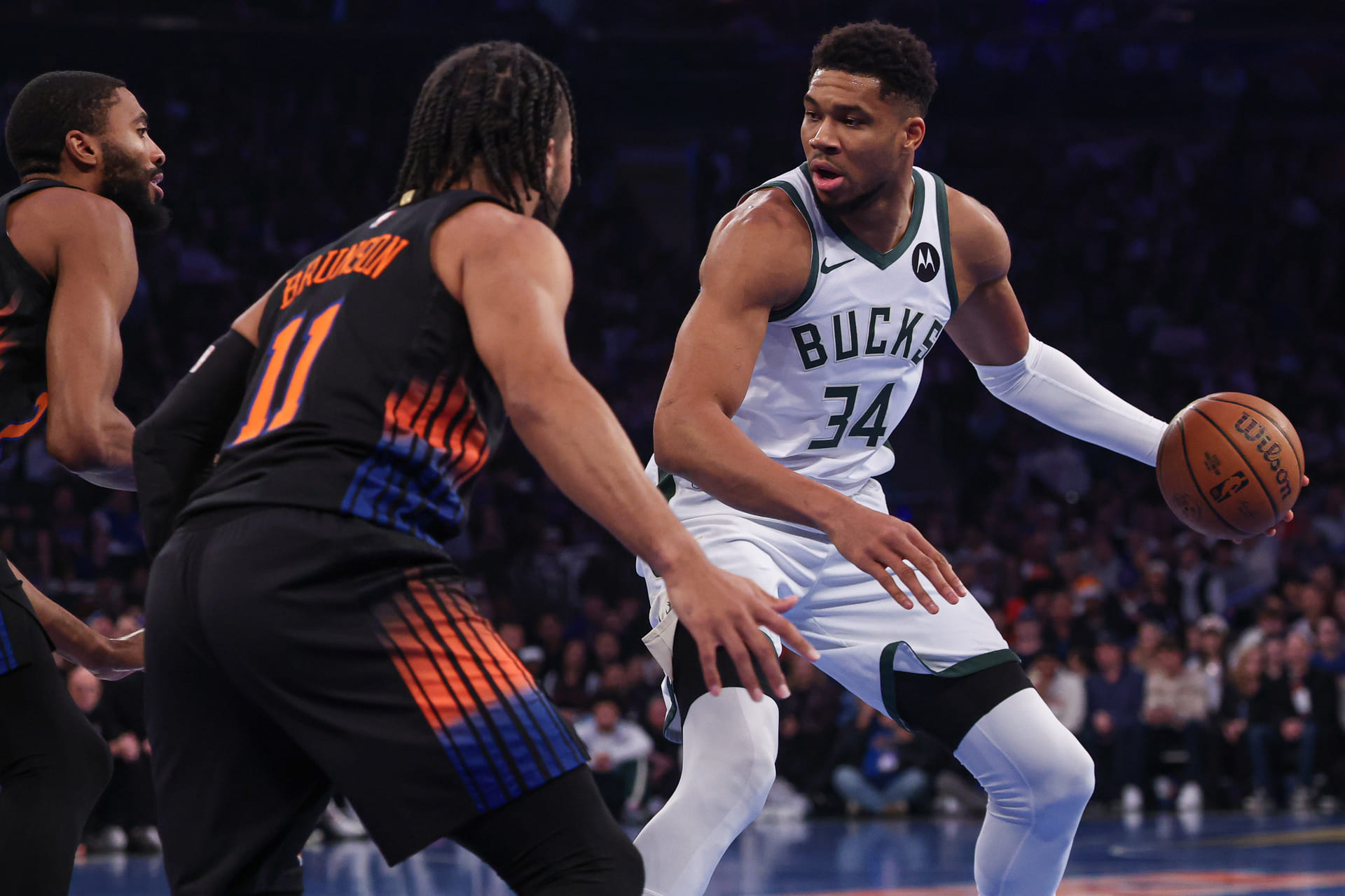 NBA Trade Rumors: Knicks Lose Exclusivity in Giannis Antetokounmpo Trade Talks, Opening Window For 28 Other Teams