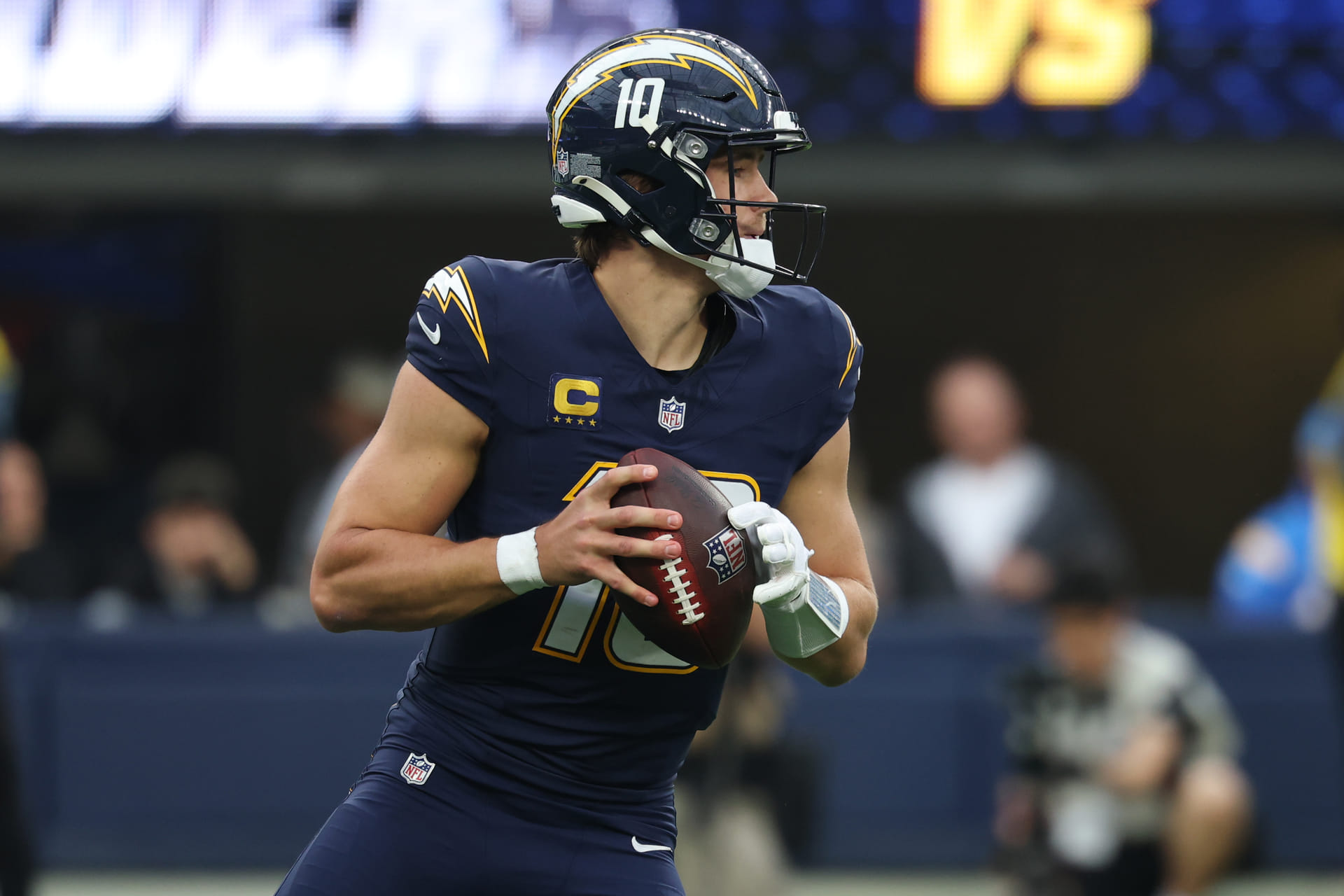 NFL: Los Angeles Chargers QB Justin Herbert - Zdroj: Imagn