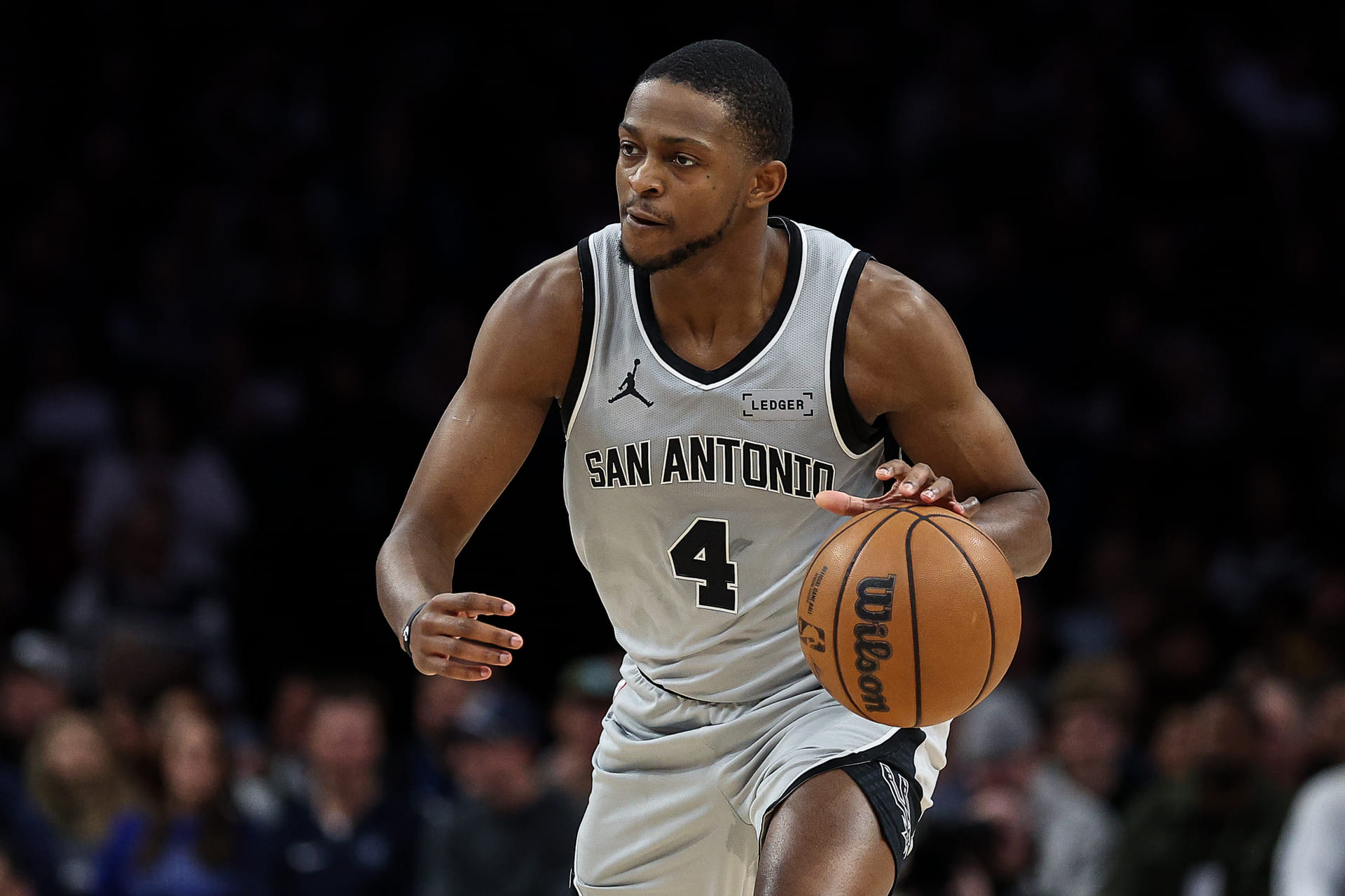 San Antonio Spurs guard De&#039;Aaron. (Photo: IMAGN)