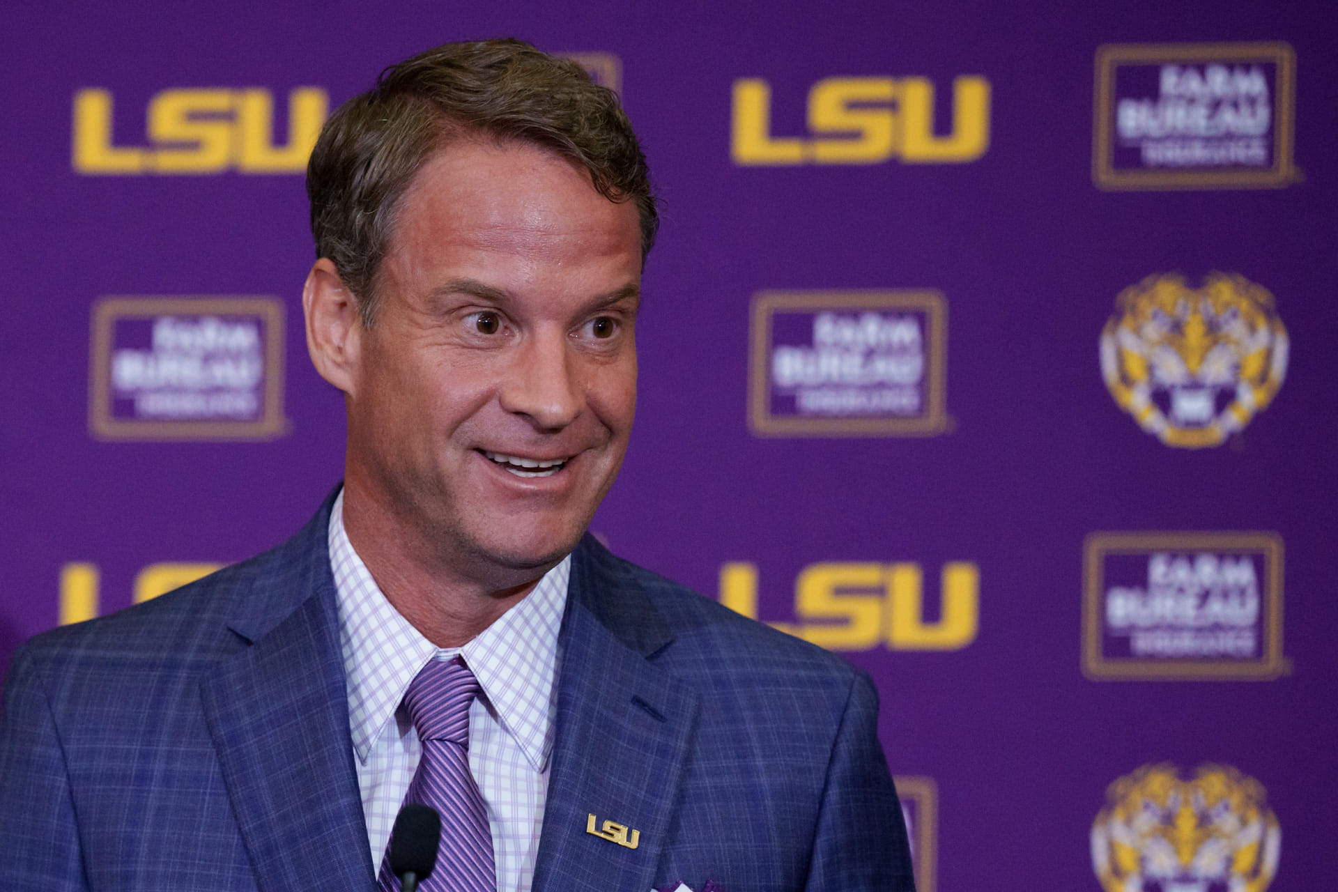 NCAA Football: Louisiana State Head Coach Lane Kiffin Introductory Press Conference - Source: Imagn