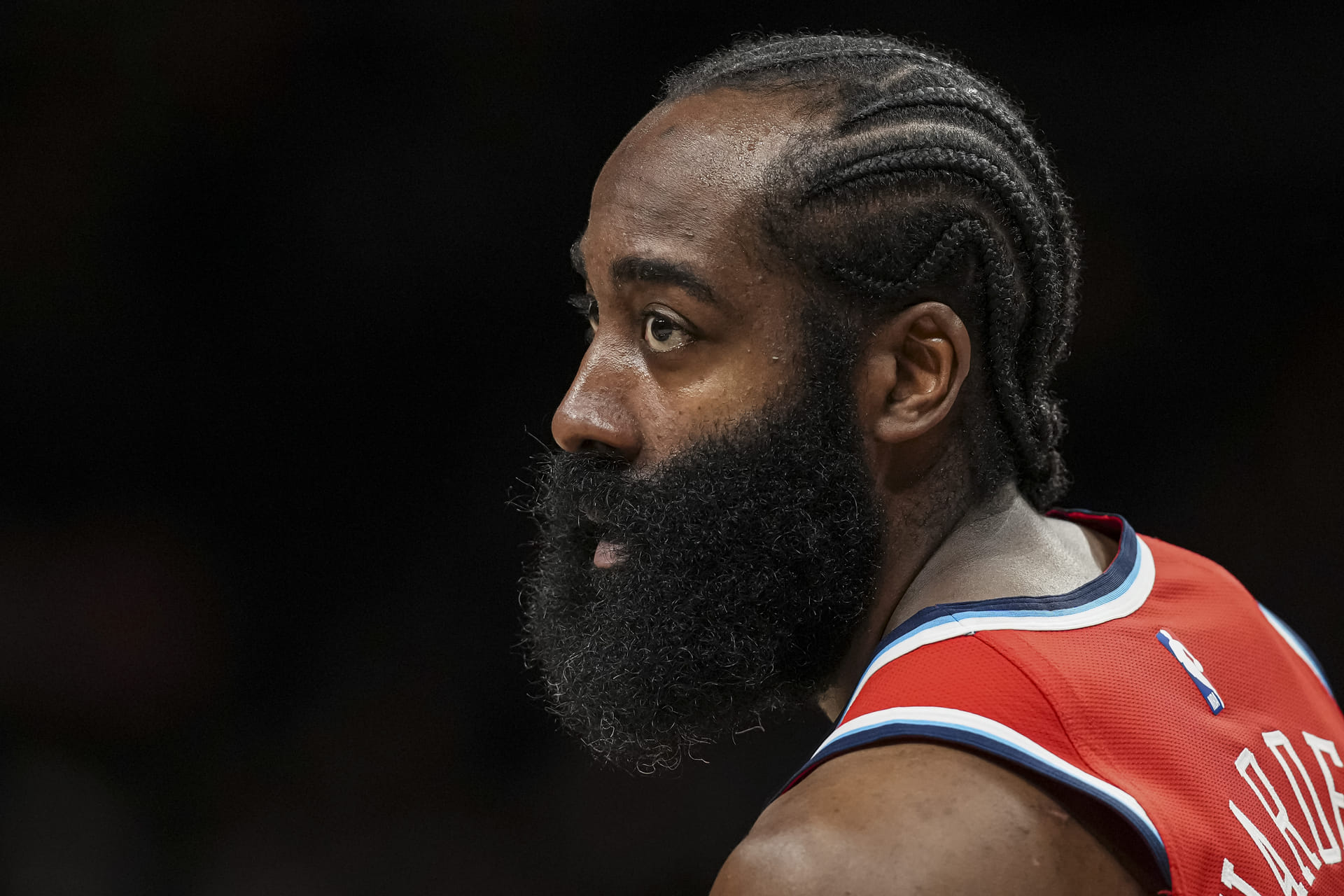 James Harden leads Clippers back to the win column. (Photo: IMAGN)