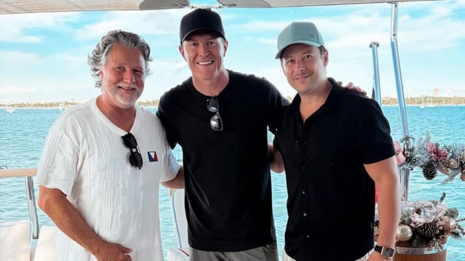 Scott Dixon joins Michael Andretti and Marco Andretti's yacht outing in IndyCar offseason