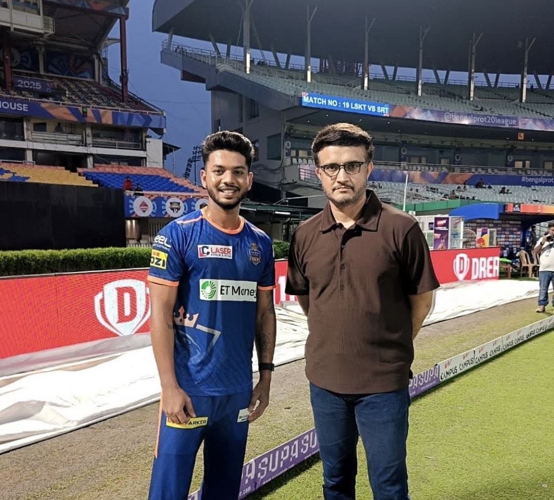 Sourav Ganguly poses with Karan Lal during Bengal Pro T20 League 2025