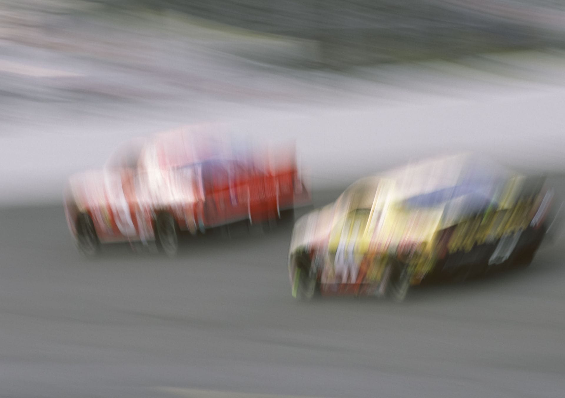 Dale Earnhardt Sr. (3) and Rick Mast (41) during the 2000 Daytona 500. Source: Getty
