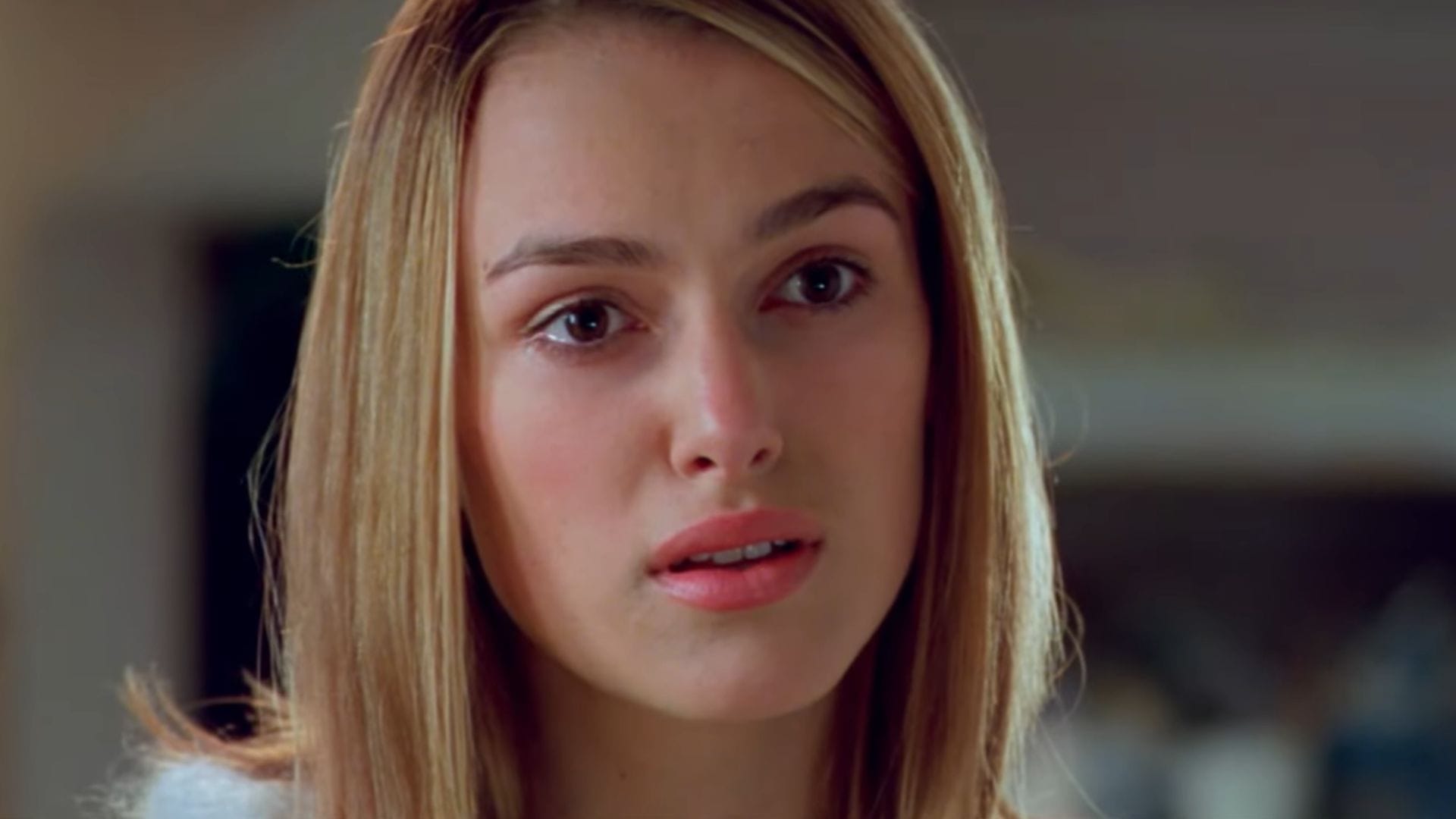 Complete soundtrack of Love Actually (Image via YouTube/@UniversalPicturesAU)