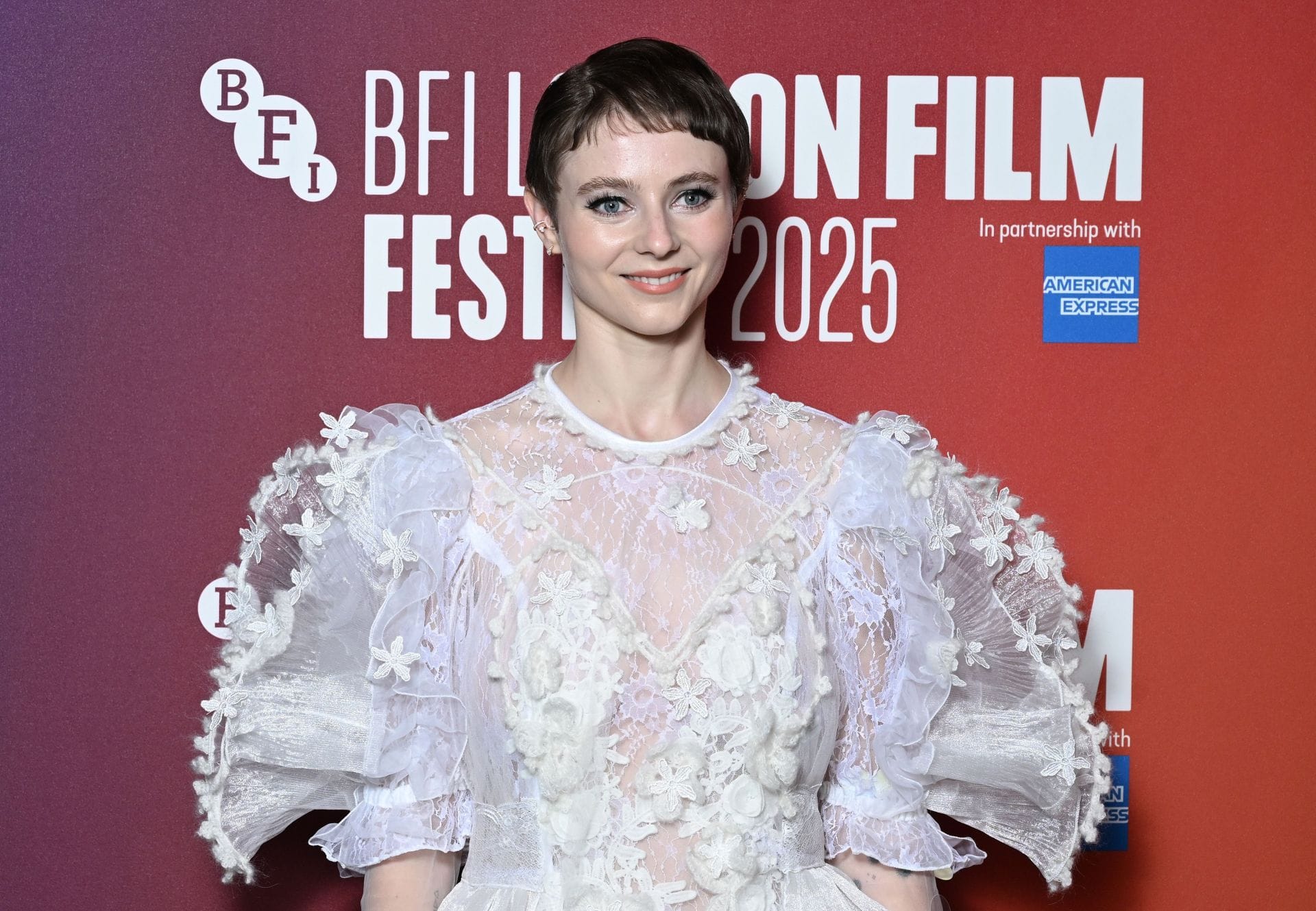 Thomasin McKenzie (Image Via Getty)