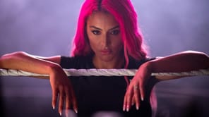 Former WWE Superstar Eva Marie unveils stunning new look