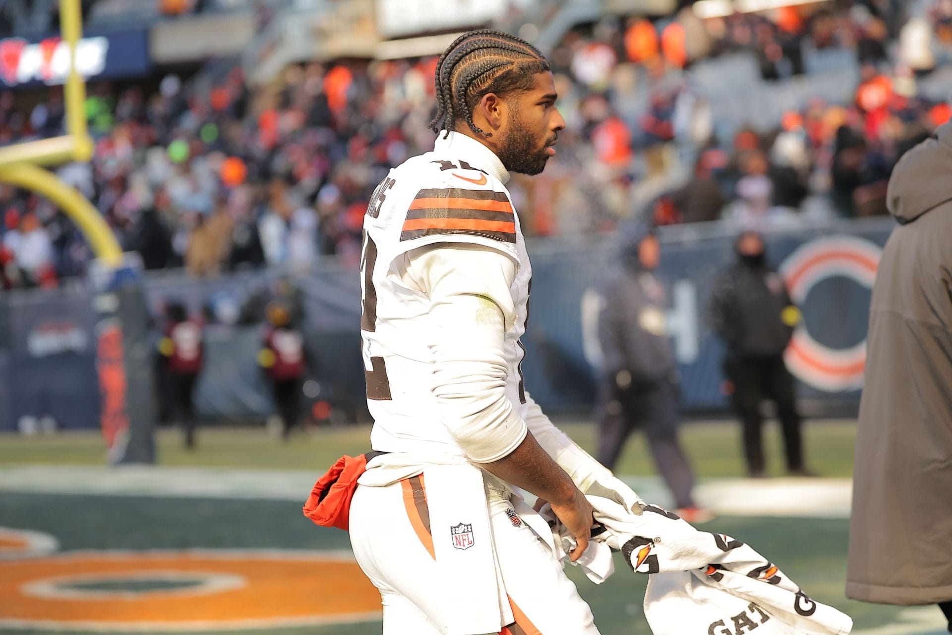 Shedeur Sanders makes feelings known on losing Browns QB1 job after disastrous outing vs. Bears