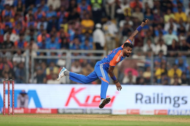 Hardik Pandya joins 100-wicket club as Tristan Stubbs falls for 9 in IND vs SA 2025 3rd T20I [Watch]