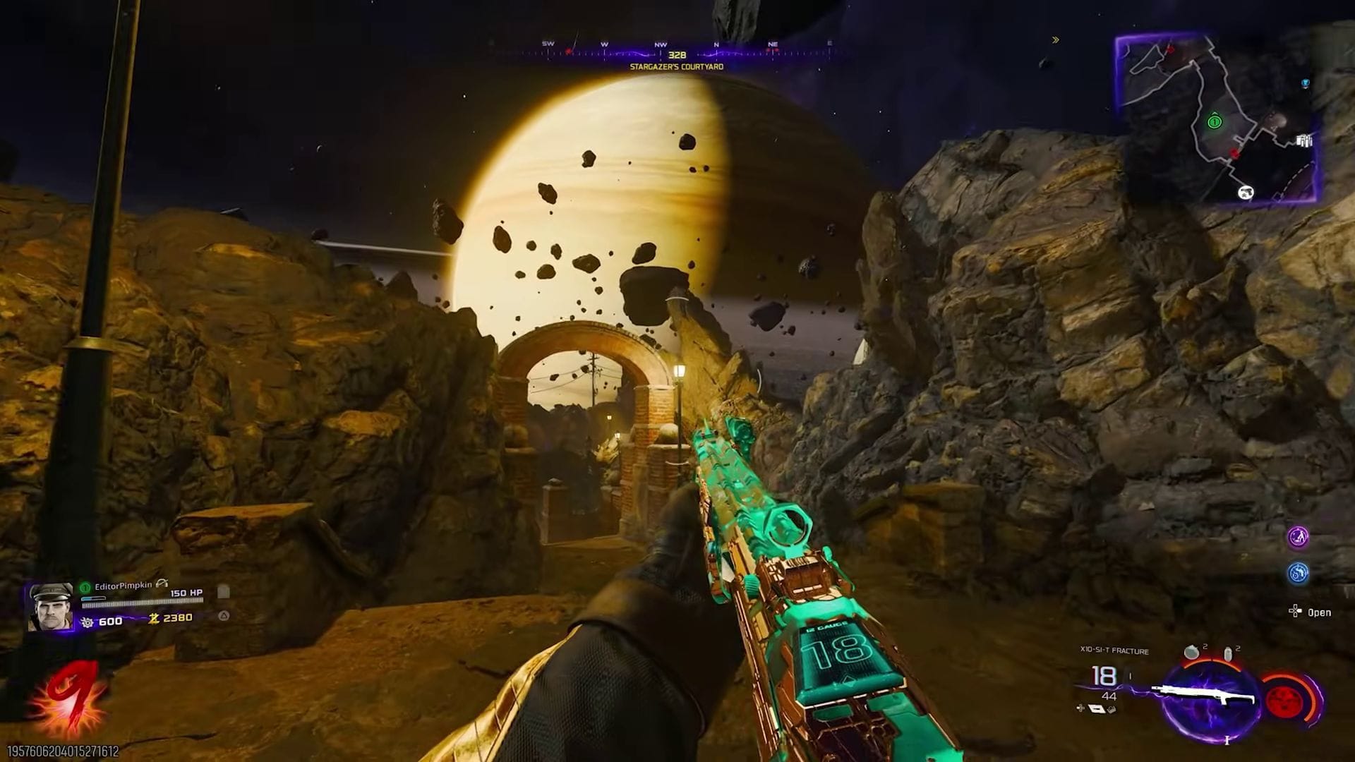 Shoot the blinking streetlamp (Image via Activision || YouTube/@MrRoflWaffles)