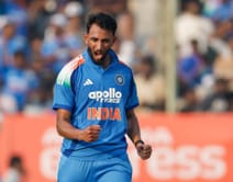 Prasidh Krishna uproots Quinton de Kock stumps as he departs for 106 in IND vs SA 2025 3rd ODI [Watch]