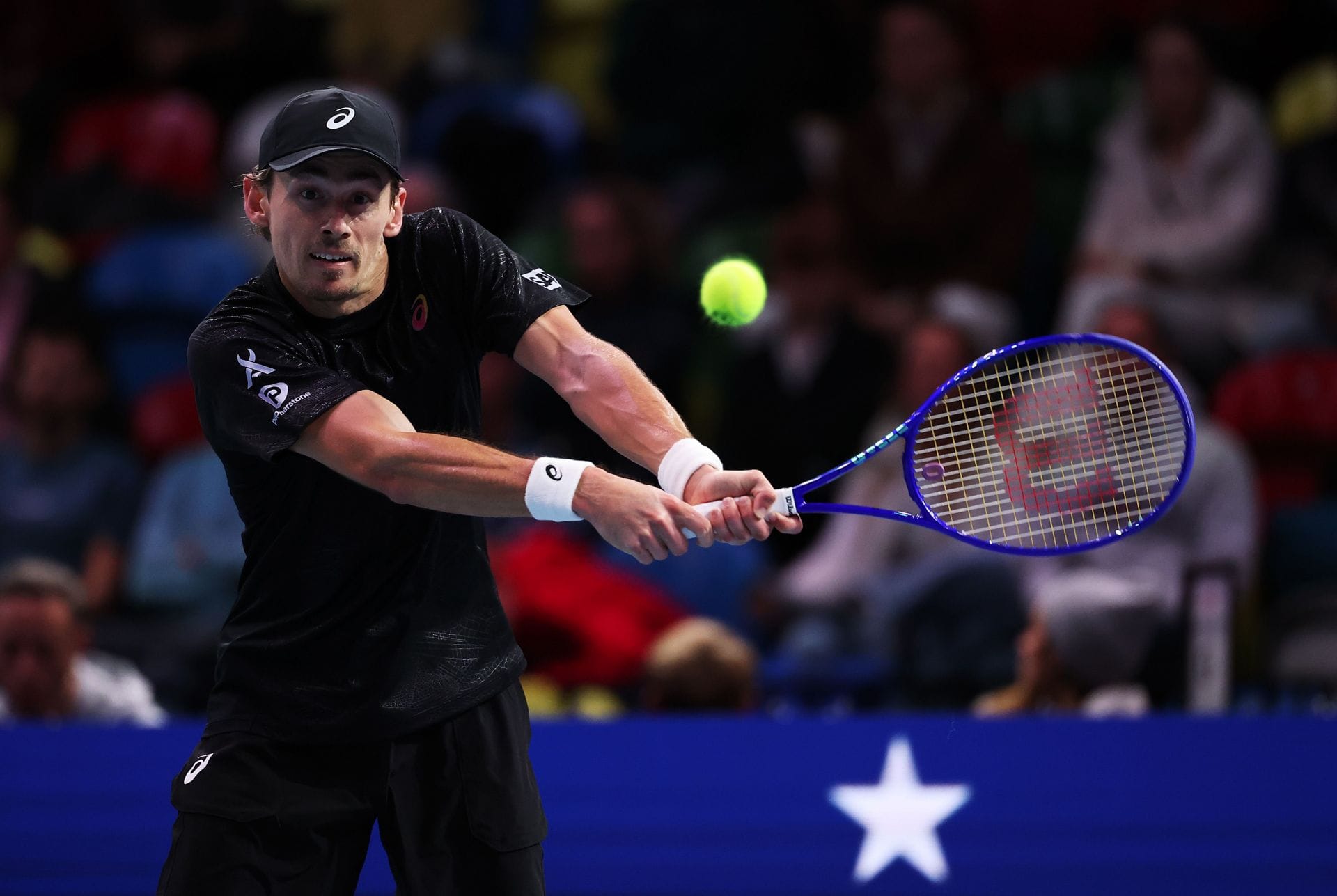 Alex de Minaur in action at the UTS London 2025 (Source: Getty)