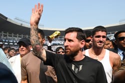 Indian legend gifts Lionel Messi his 2011 World Cup-winning jersey during GOAT India Tour in Mumbai [Watch]