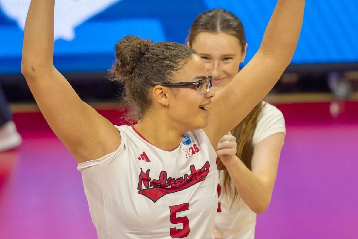 Rebekah Allick reacts to heartfelt appreciation after facing major heartbreak Nebraska volleyball's loss in her final NCAA season
