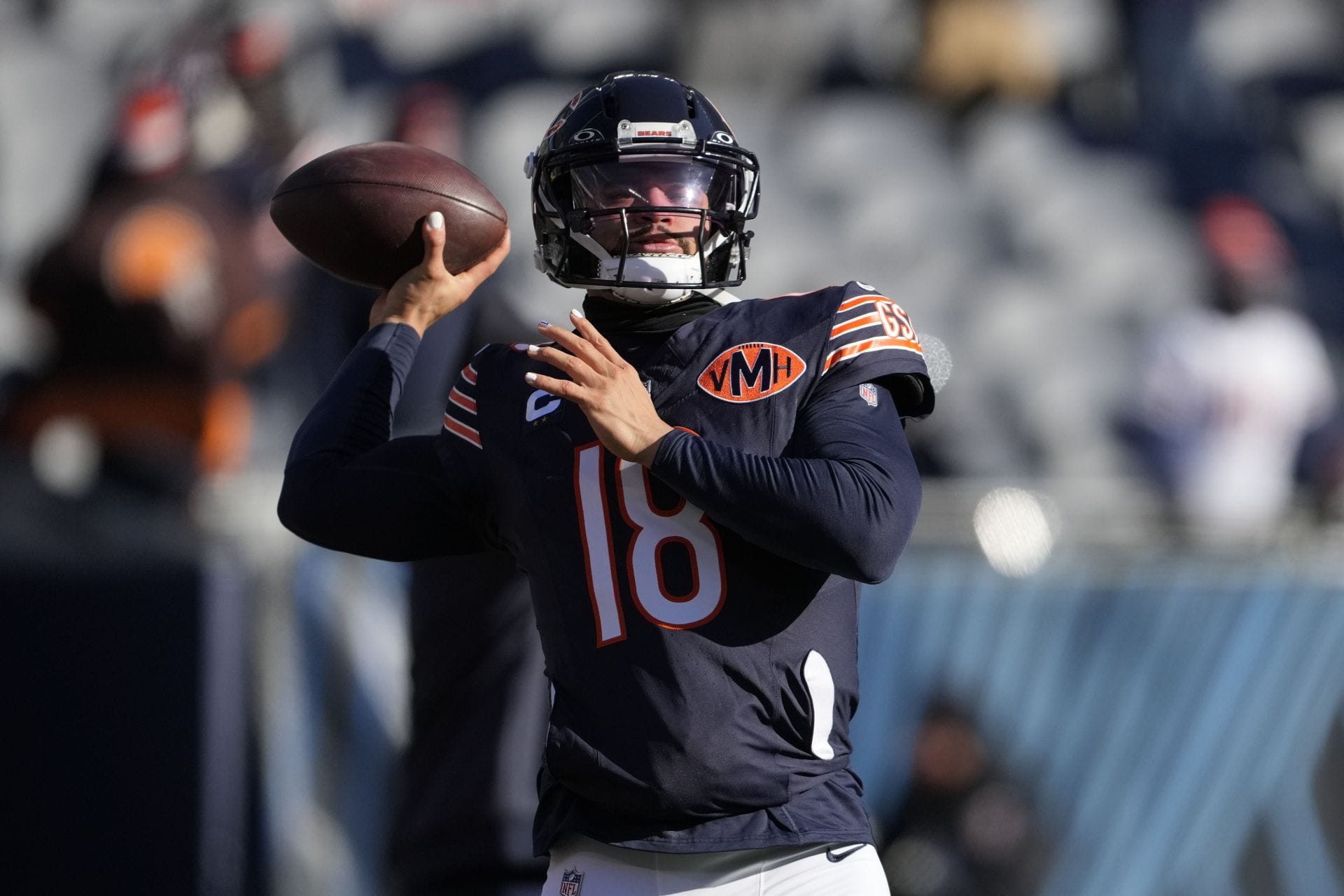 “Please anything but an Achilles injury”: NFL fans react as Caleb Williams limps off-field as Bears lead Browns 14-0 at halftime