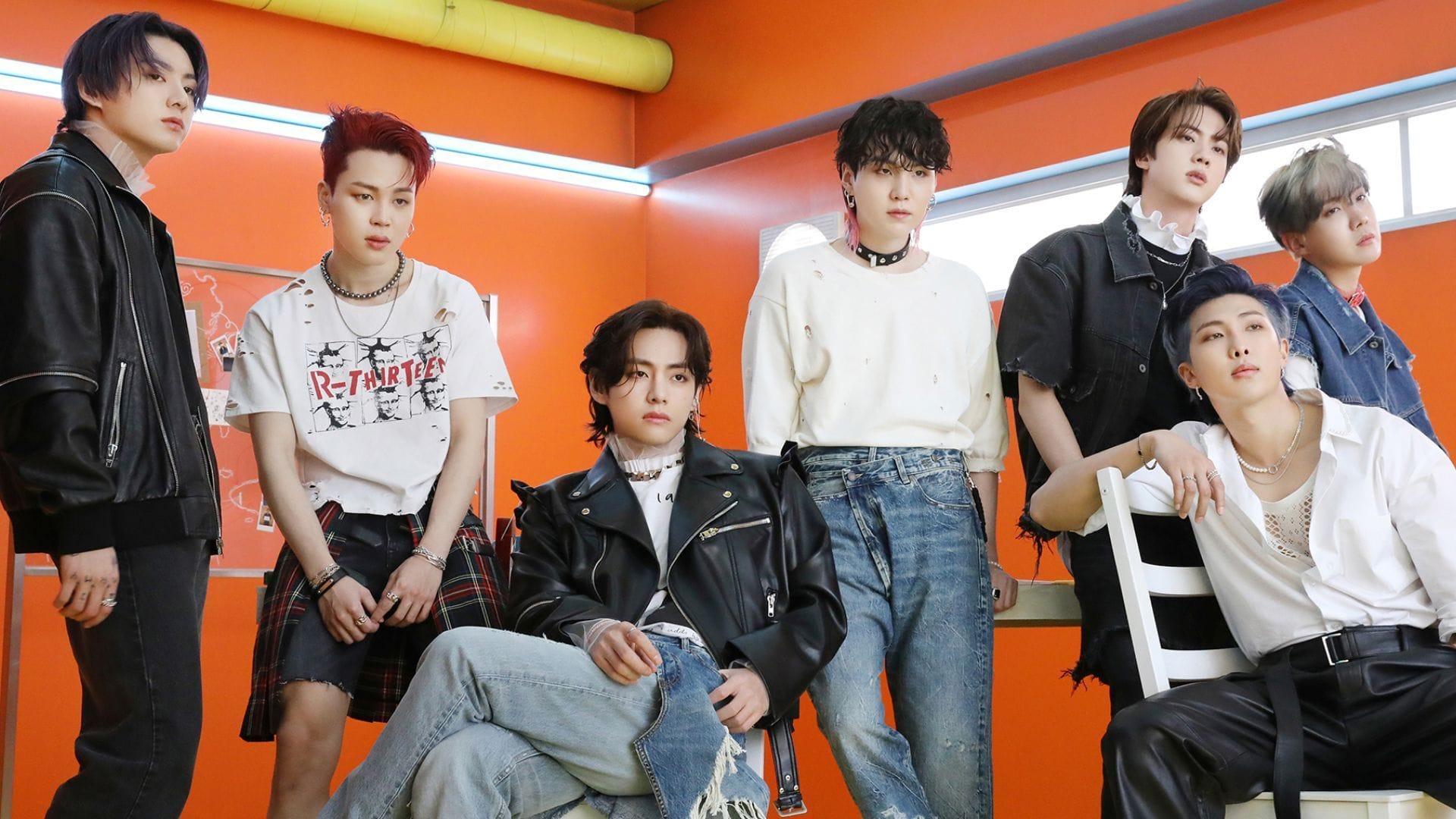 "We don't deserve them": Fans react as BTS send special letter to ARMYs with gold membership, thanking them for awaiting members' return from military