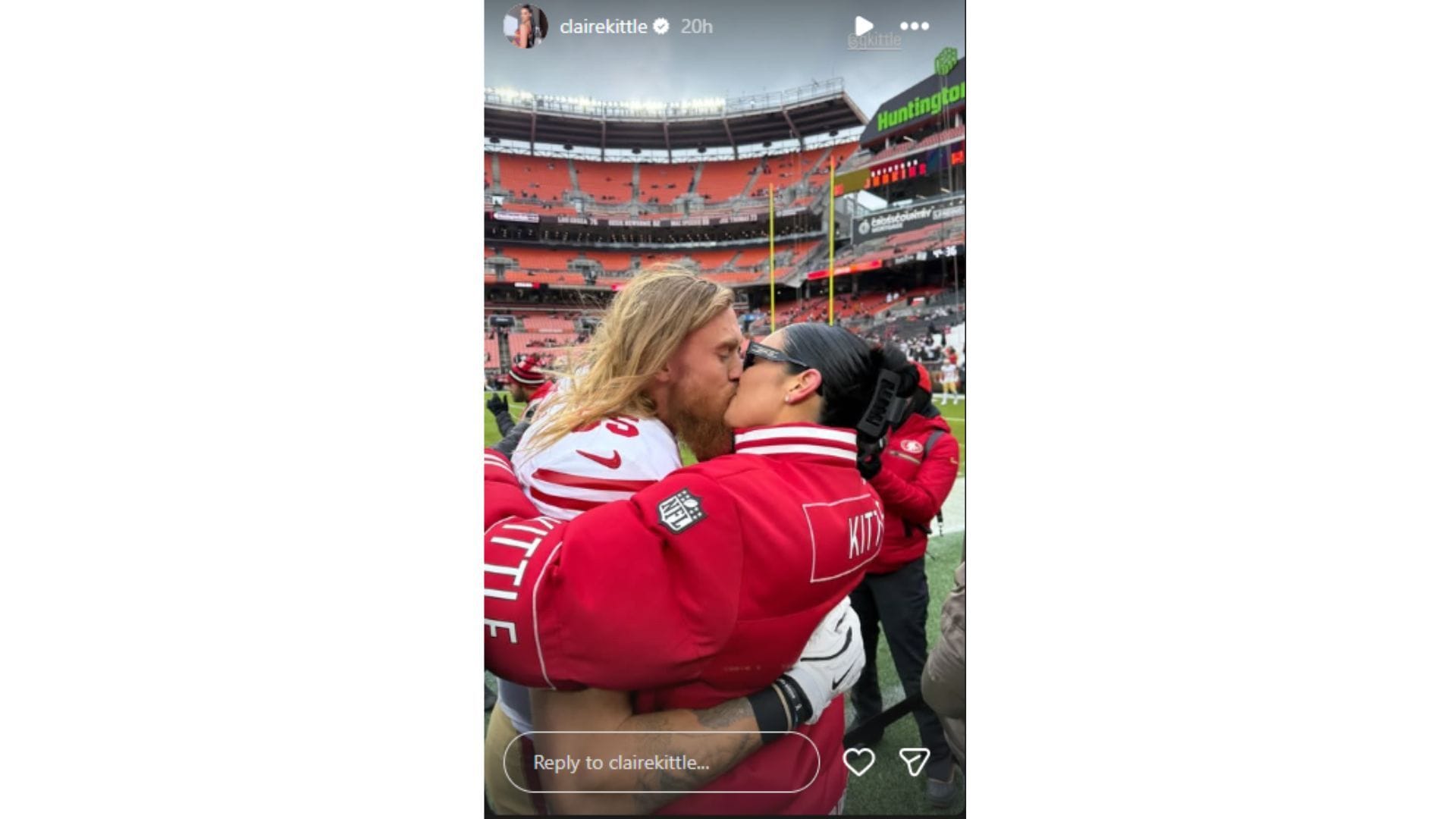 George Kittle and Claire Kittle shared a moment before Sunday&#039;s game. (Credit: @clairekittle)