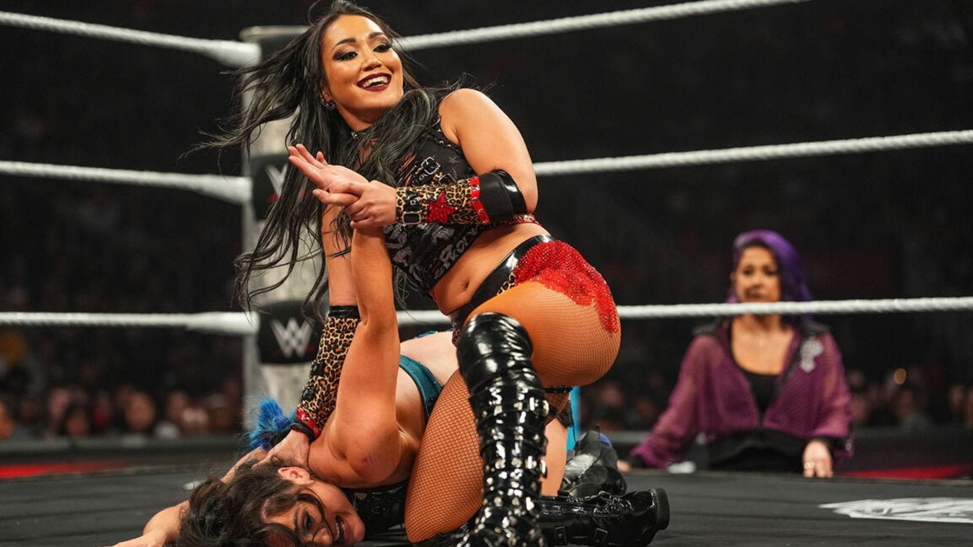 Roxanne Perez responds to claim that she's not liked